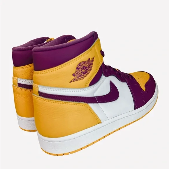 Nike Air Jordan 1 Retro High OG Sneakers Brotherhood 555088-706 Mens Size 12 - Picture 5 of 12